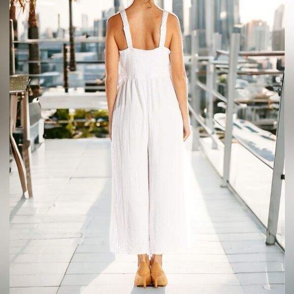 JAPNA NWT WHITE CROCHET BUST BOHEMIAN JUMPSUIT CROPPED STRETCH SMOCKED BACK XS - Picture 3 of 7